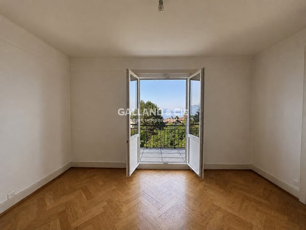 Superbe maison individuelle de 6.5 pièces avec studio indépendant 8