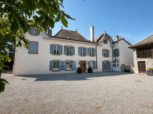 Manoir historique de 7 pièces à Lonay – disponible immédiatement 11