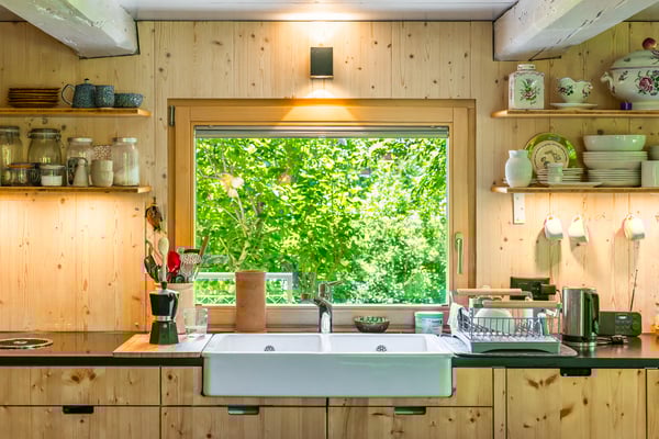 Propriété de caractère : grenier rénové avec jardin arboré 11