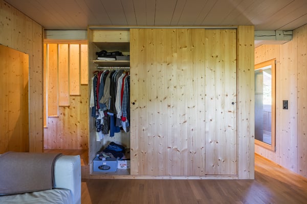 Propriété de caractère : grenier rénové avec jardin arboré 9