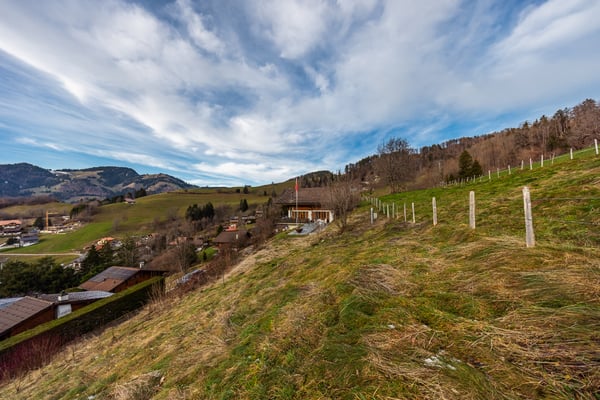 Projet neuf de standing : la beauté préalpine au soleil couchant 8
