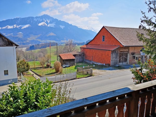Appartement triplex de 3½ pièces au coeur du village