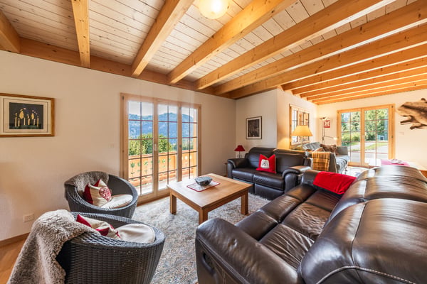 Généreux chalet au calme et avec vue panoramique 5