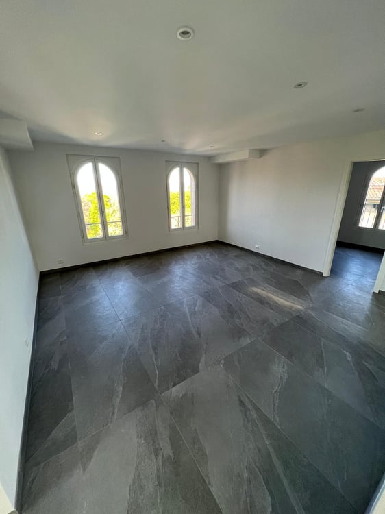 Bel immeuble de 3 logements 5