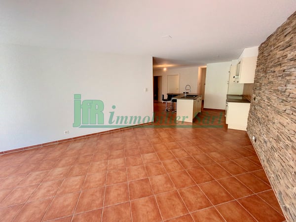 Appartement de 1.5 pièces avec balcon, d'environ 130 m2 3