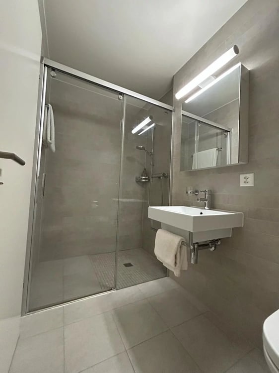 Bel appartement en attique de 1.5 pièces à Ecublens 11