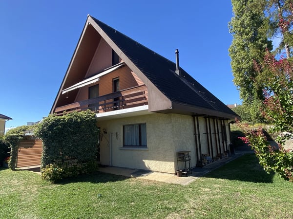 Charmante villa de 6 pièces à Bussigny 1
