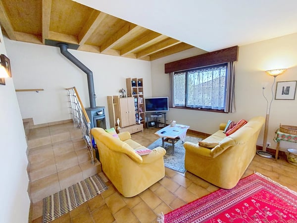 Charmante villa de 6 pièces à Bussigny 2