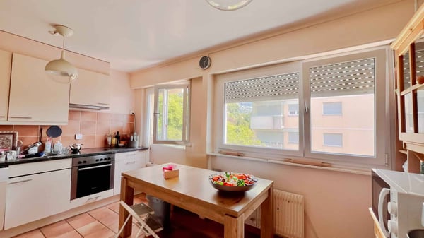 SUPERBE AFFAIRE - 5'300.- M2 !!! 6