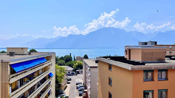 SUPERBE AFFAIRE - 5'300.- M2 !!! 9