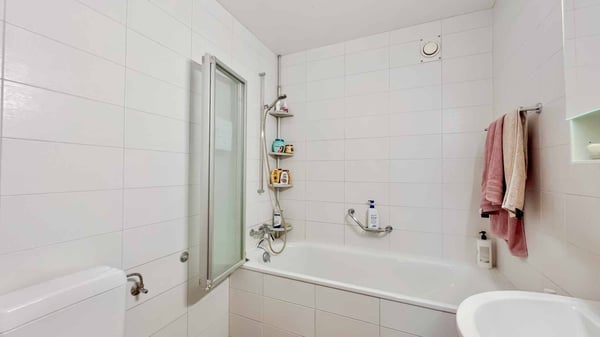 SUPERBE AFFAIRE - 5'300.- M2 !!! 7