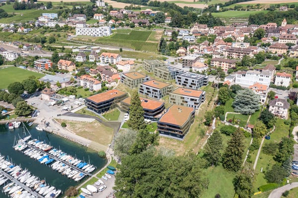 Immeuble de rendement entièrement loué 1