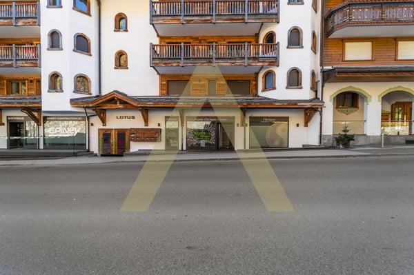 Très beau local commercial proche du centre de Montana 2