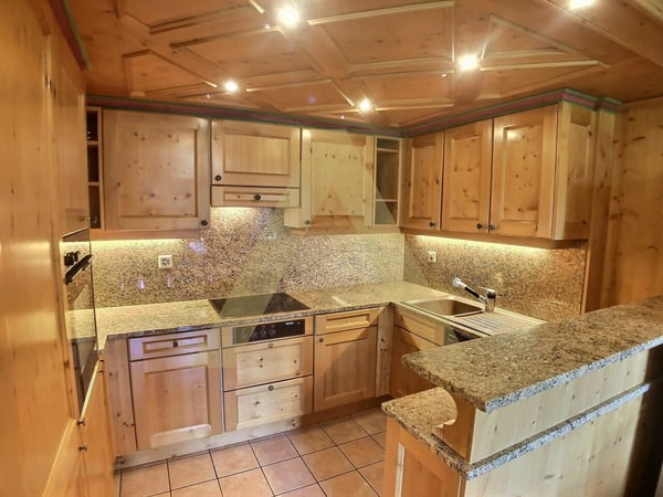 Très bel appartement avec beaucoup de cachet, jardin et piscine 5