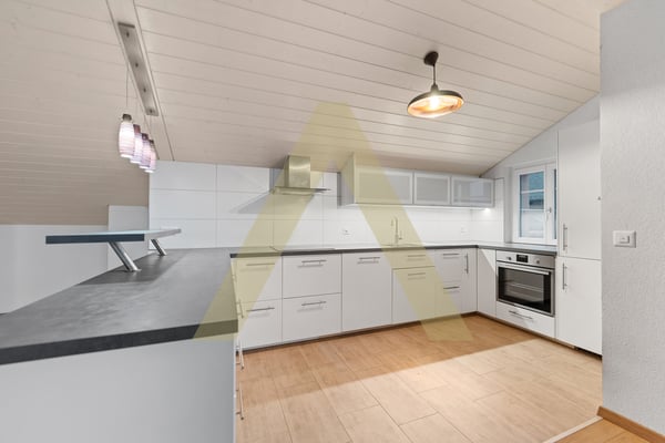 Grand appartement au coeur de Colombier 4