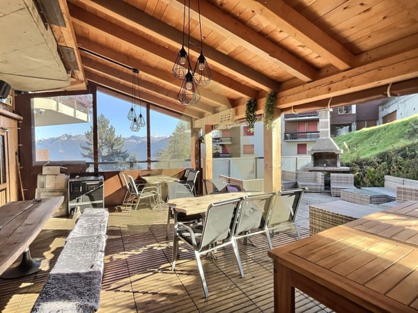 Restaurant au coeur du village d'Anzère 3