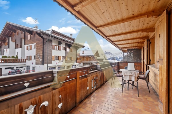 Appartement de charme rénové avec élégance 9