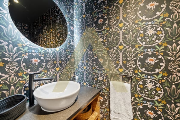 Appartement de charme rénové avec élégance 8