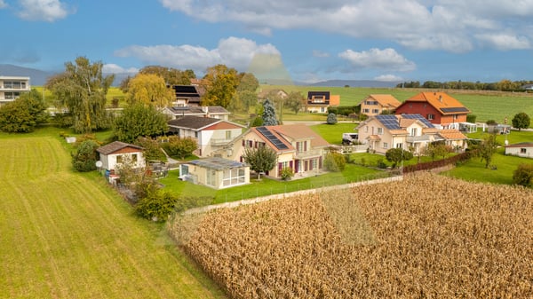 A vendre spacieuse maison familiale à 5min d'Estavayer-le-Lac 1