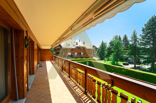 Bel appartement à proximité du centre de la station 8