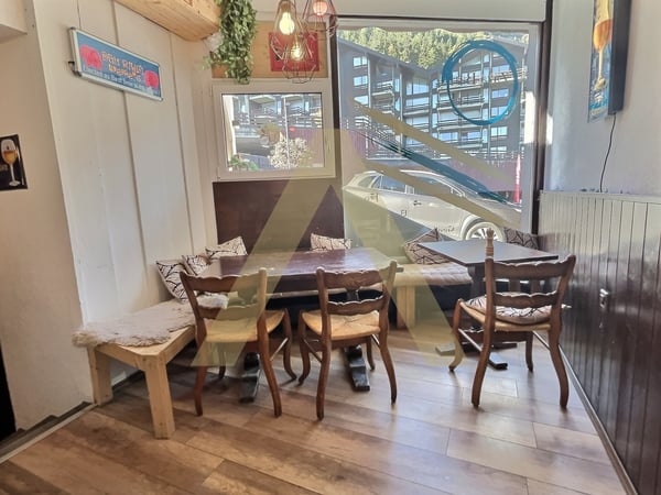Bar restaurant au coeur du village 8