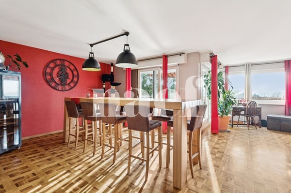 Grand appartement en attique de 7 pièces avec superbe terrasse à vendre à Villars-sur-Glâne 6