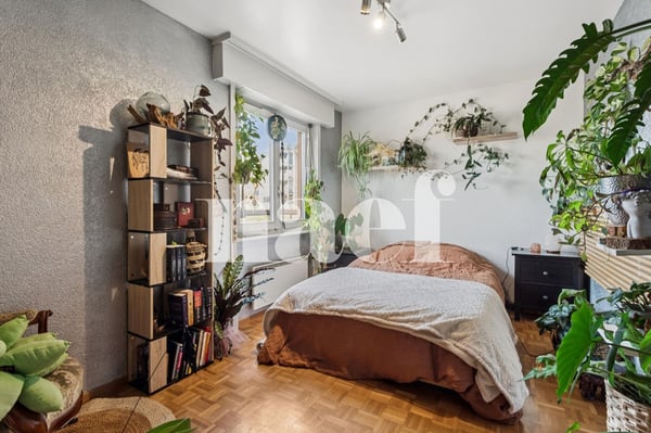 Grand appartement en attique de 7 pièces avec superbe terrasse à vendre à Villars-sur-Glâne 8