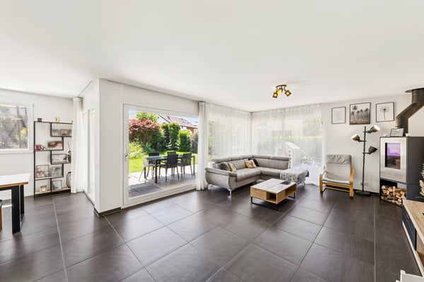 Magnifique appartement de 4.5 pièces avec terrasse et jardin à vendre à Rossens 6