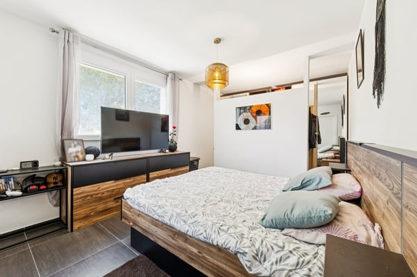 Magnifique appartement de 4.5 pièces avec terrasse et jardin à vendre à Rossens 7