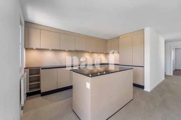 Appartement entièrement rénové de 4.5 pièces à vendre à Fétigny 2