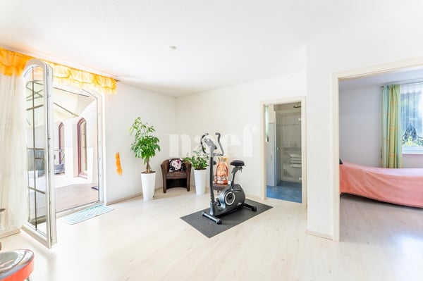 Villa contemporaine avec logement indépendant à vendre à Bourguillon 10