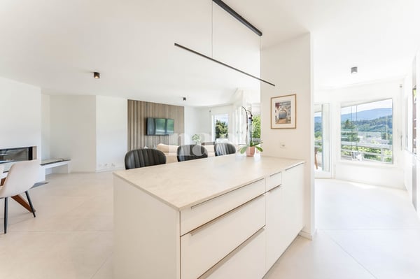 Appartement de 4.5 pièces en attique avec balcon à vendre à Marly 3