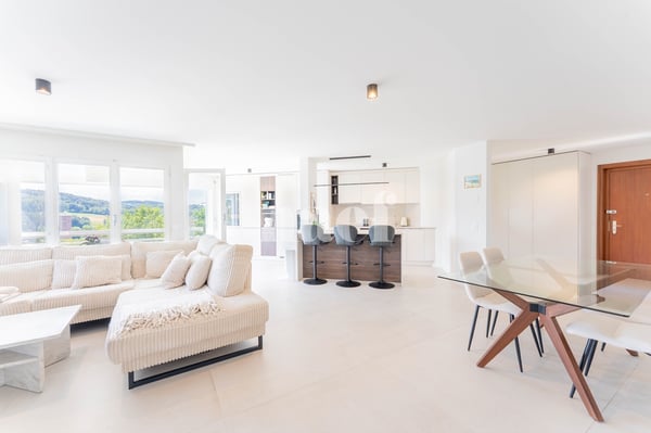 Appartement de 4.5 pièces en attique avec balcon à vendre à Marly 8