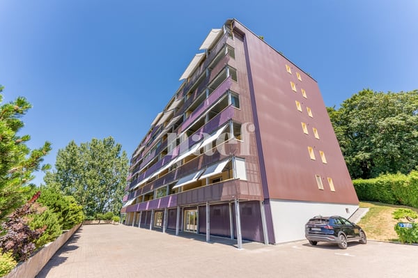 Appartement de 5 pièces au dernier étage avec un dégagement exceptionnel à vendre à Fribourg 1