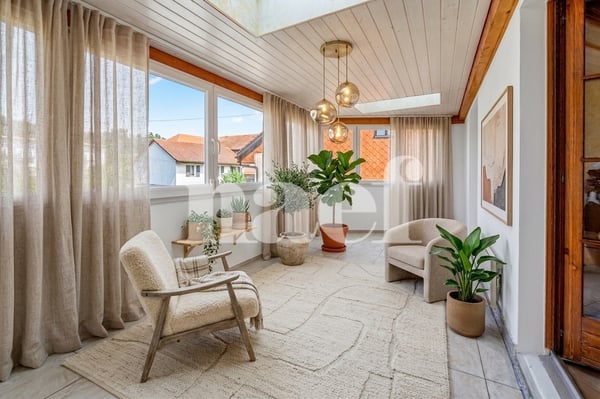 Maison villageoise jumelle de 4.5 pièces avec véranda et jardin à vendre à Granges-Marnand 4