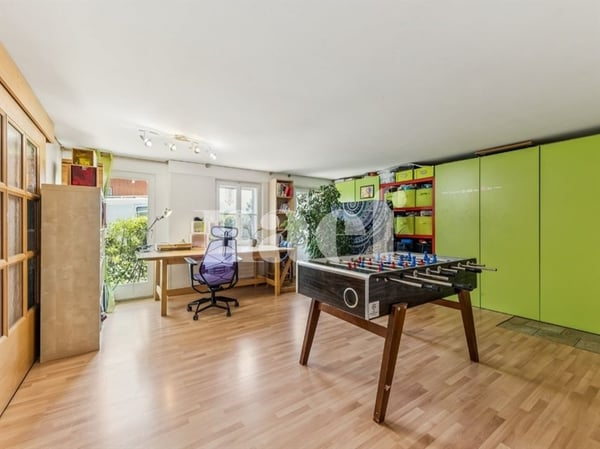 Maison jumelée de 6.5 pièces avec jardin à vendre à Sorens 6
