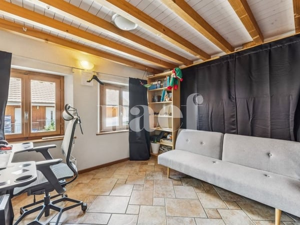 Maison jumelée de 6.5 pièces avec jardin à vendre à Sorens 10