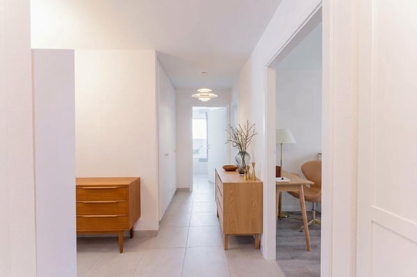 Appartement de 4.5 pièces au rez-de-chaussée avec terrasse et jardin à vendre à Prez-vers-Noréaz 3