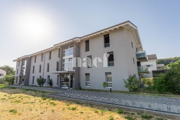 Appartement de 4.5 pièces au rez-de-chaussée avec terrasse et jardin à vendre à Prez-vers-Noréaz 9