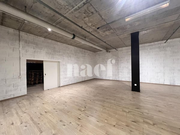 Surface à louer de 106 m2 à Granges-Paccot ! 4