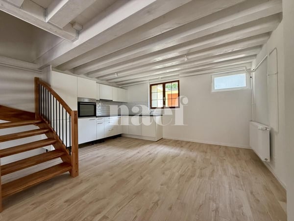 Bel appartement en duplex et rénové de 3.5 pièces à louer ! 2
