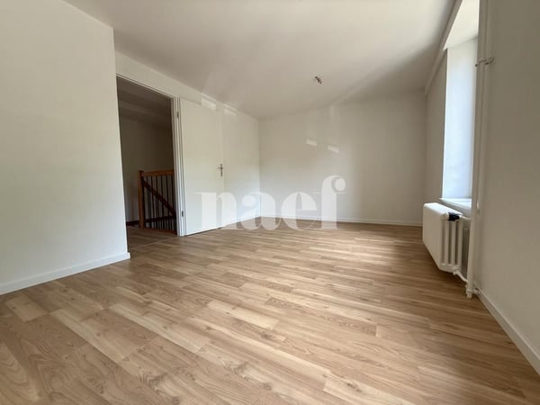 Bel appartement en duplex et rénové de 3.5 pièces à louer ! 8