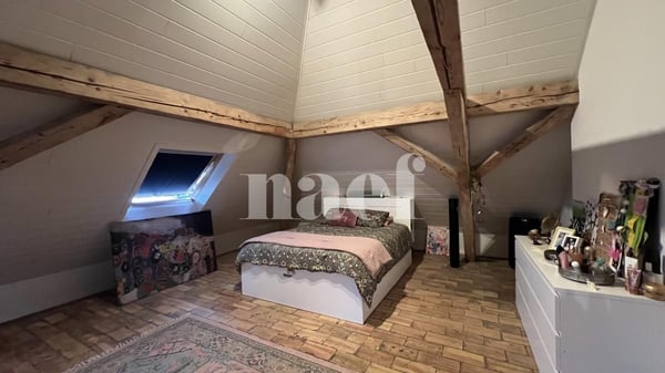 Avenches, Loft de 120 m2 au 3ème étage à louer ! 4