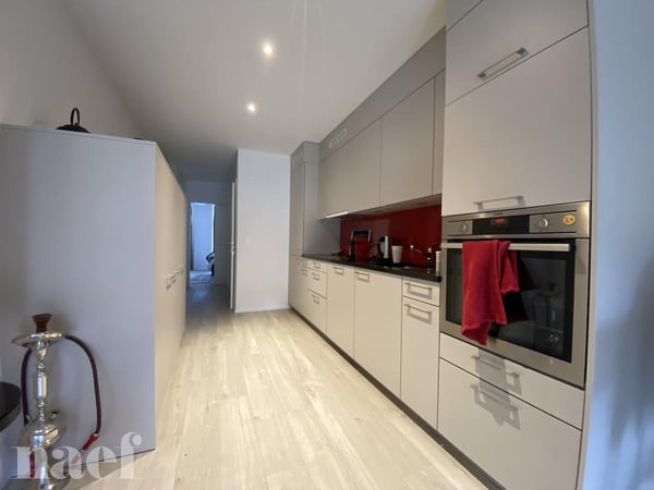 Appartement de 2,5 pièces au 3 ème étage, en pleine rue piétonne 1