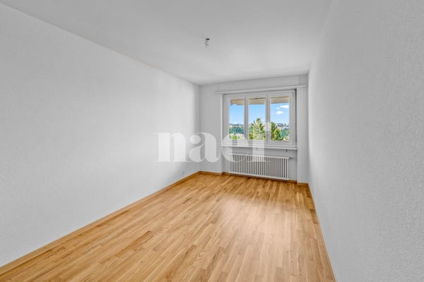 Appartement de 5 pièces au 4ème à louer à Fribourg 8