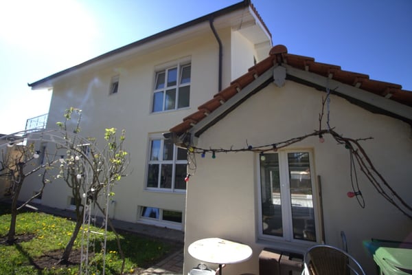 Spacieuse - Rénovée à neuf - Emplacement central- 13