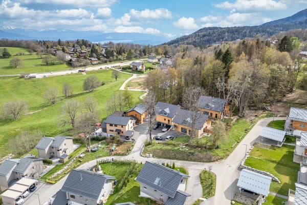 Maison jumelle moderne de 2023 dans un quartier résidentiel neuf à St-Cergue 3