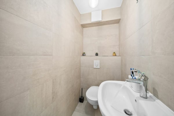 Maison jumelle moderne de 2023 dans un quartier résidentiel neuf à St-Cergue 13