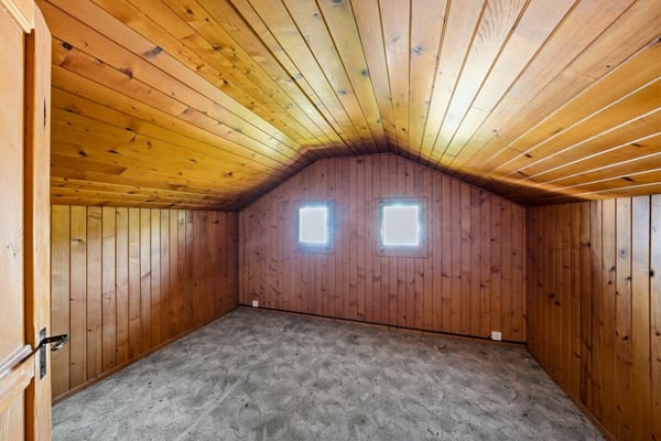 Un chalet individuel et authentique à réinventer 12
