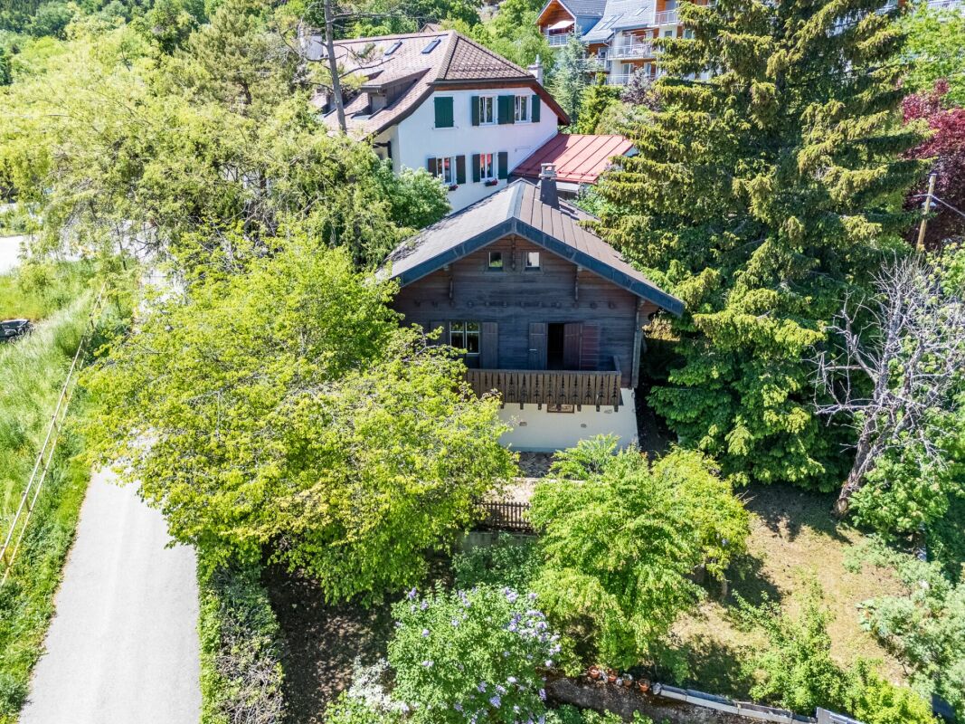 Un chalet individuel et authentique à réinventer